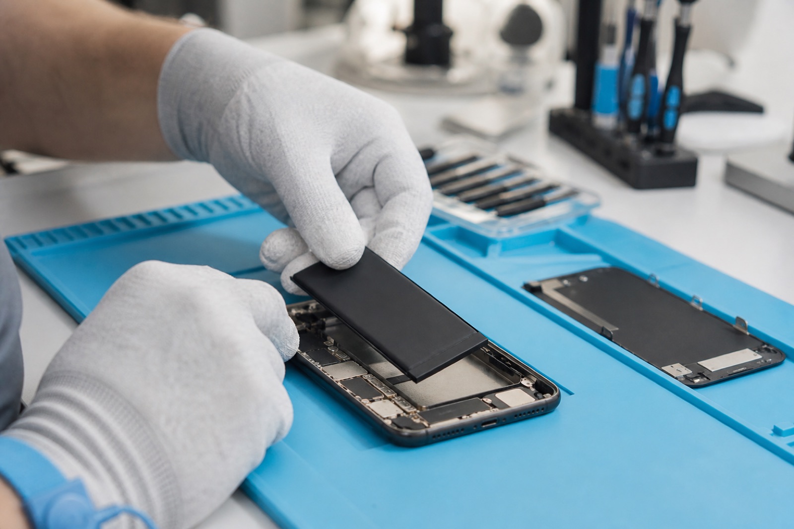 Когда пора менять аккумулятор iPhone: 5 основных признаков